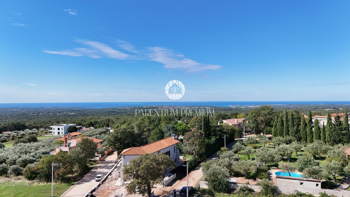 Una bella villa moderna in una posizione tranquilla con vista sul mare