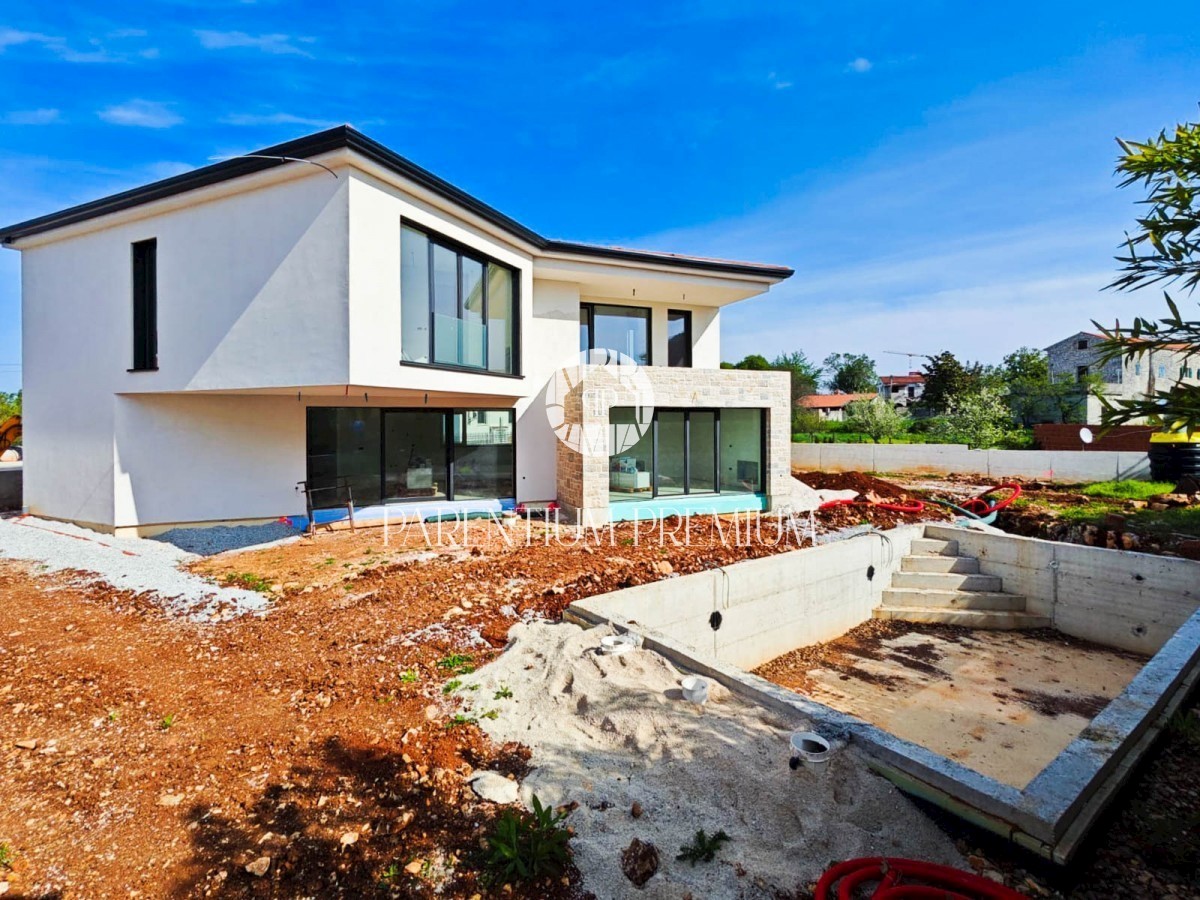 Villa in stile istriano moderno e di altissima qualità in una posizione tranquilla