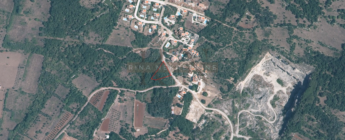 ISTRIA - PARENZO, TERRENO EDIFICABILE CON VISTA MARE, 1661m2