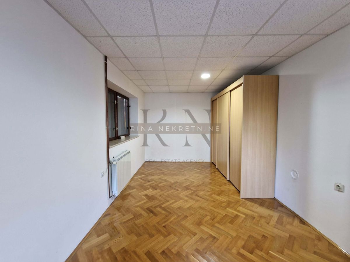 Casa Jablanovec, Zaprešić - Okolica, Stubička ulica , 200m2