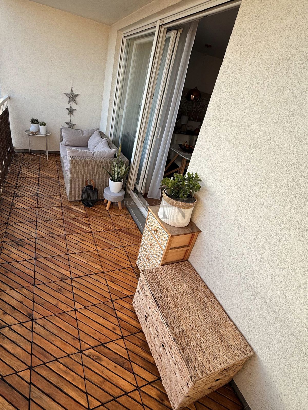 Zagabria - Lanište - Appartamento Trilocale in Posizione Strategica