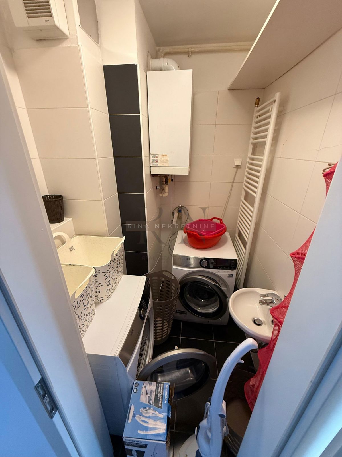 Zagabria - Lanište - Appartamento Trilocale in Posizione Strategica