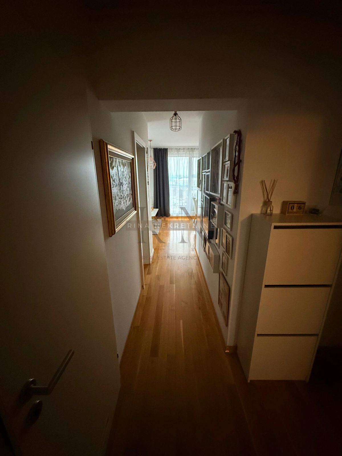 Zagabria - Lanište - Appartamento Trilocale in Posizione Strategica