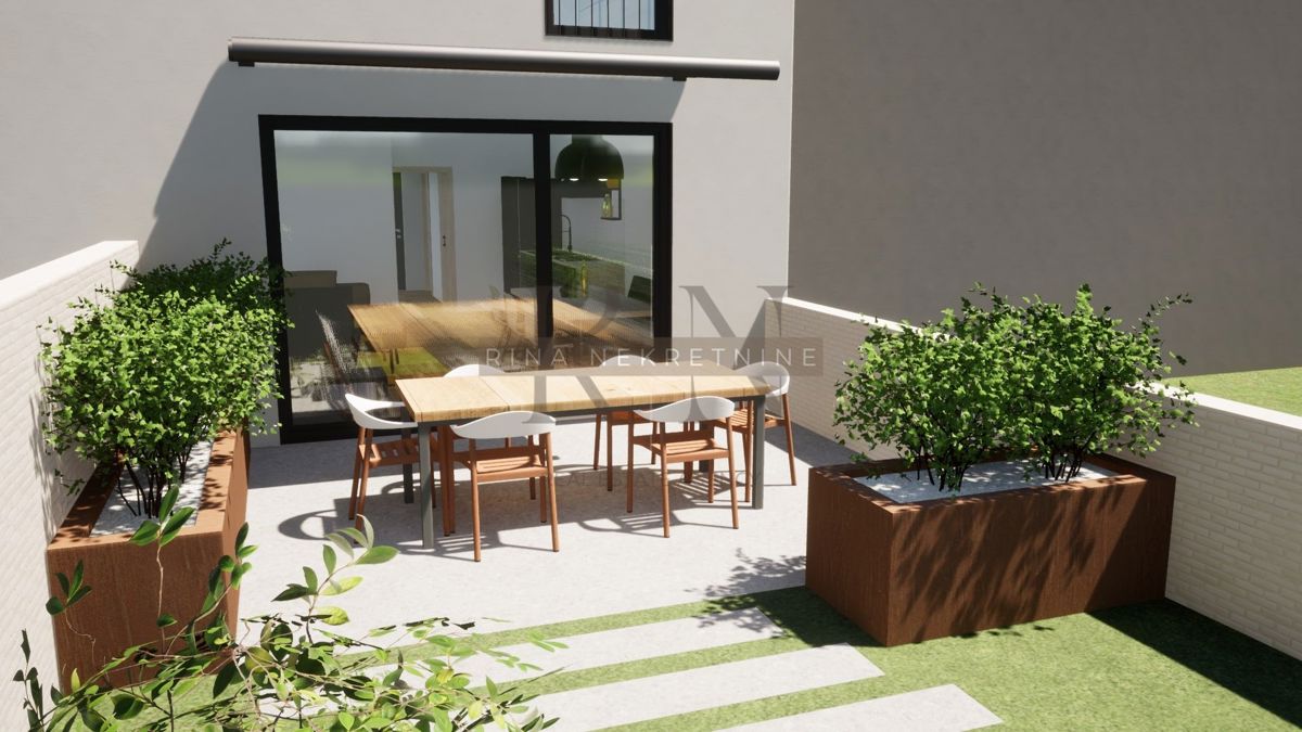 Istria - Parenzo, casa con 3 camere da letto + soggiorno, giardino, vista mare