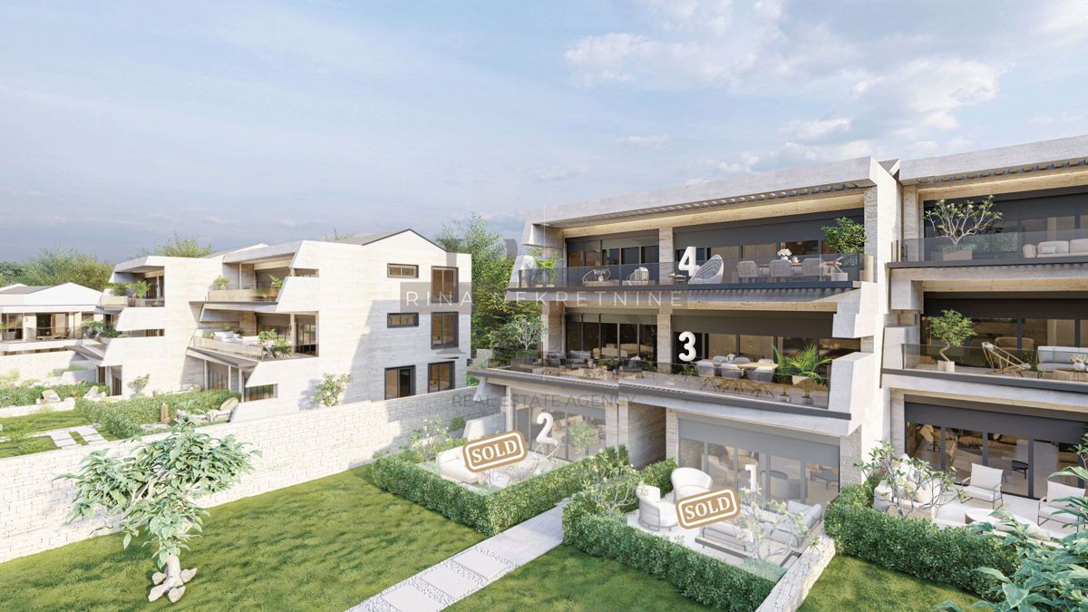 Appartamento di Lusso sul Mare in Complesso Esclusivo