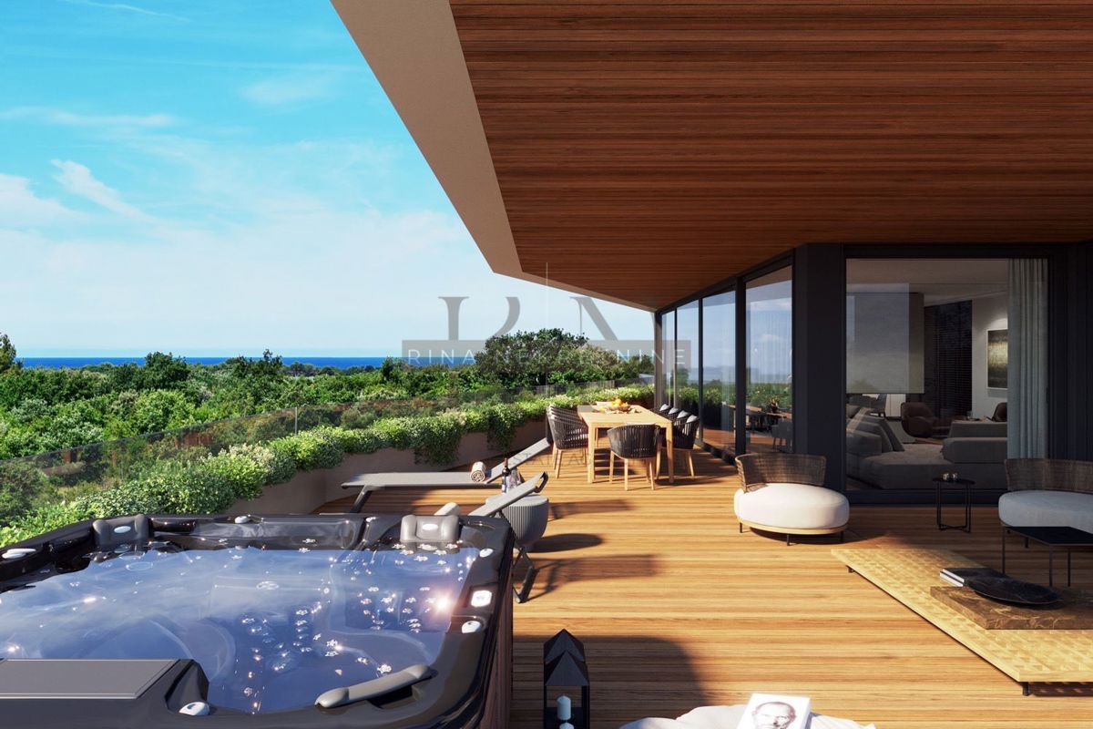  Istra - Parenzo - Attico con sauna e jacuzzi! NUOVO