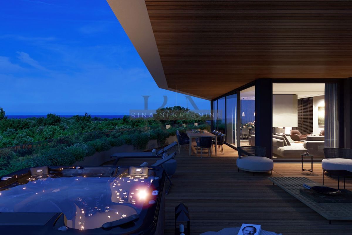  Istra - Parenzo - Attico con sauna e jacuzzi! NUOVO