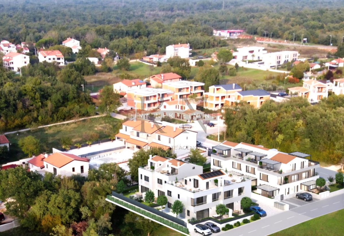 ISTRIA - PARENZO, CASA 171m2, IN POSIZIONE ATTRAENTE