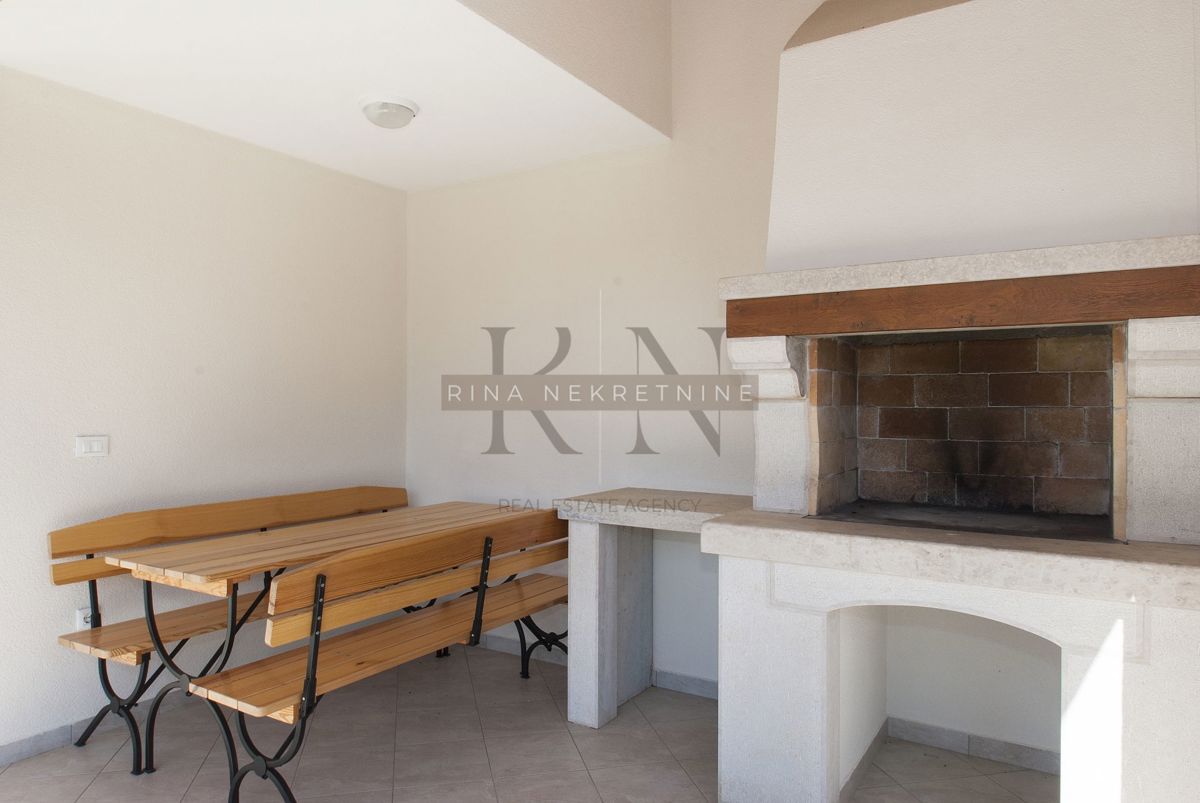 ISTRIA, PARENZO - VICINO A PARENZO, Casa familiare 140 m², piscina, natura