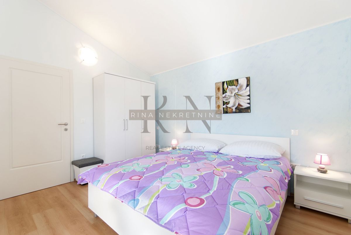 ISTRIA, PARENZO - VICINO A PARENZO, Casa familiare 140 m², piscina, natura