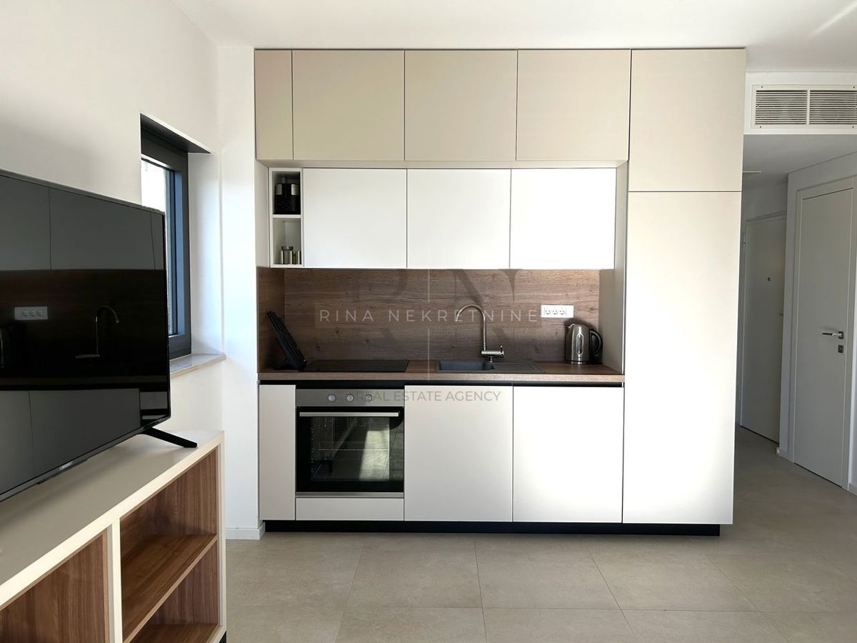 ISOLA DI HVAR - CITTÀ DI HVAR - VILLA PRIMA FILA SUL MARE!