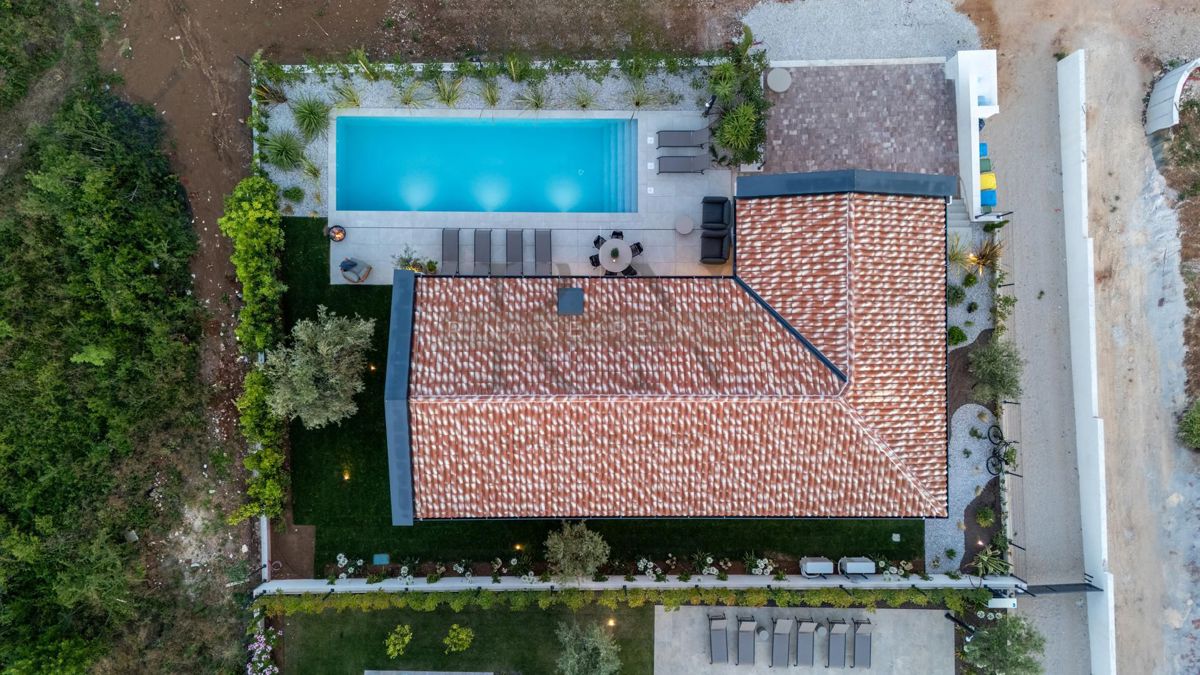 ISTRIA - PARENZO - VILLA SPECIALE DI DESIGN SUL MERCATO!