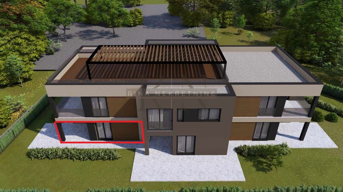ISTRIA - appartamento con giardino in un nuovo edificio a Parenzo, ULTIMO DISPONIBILE!