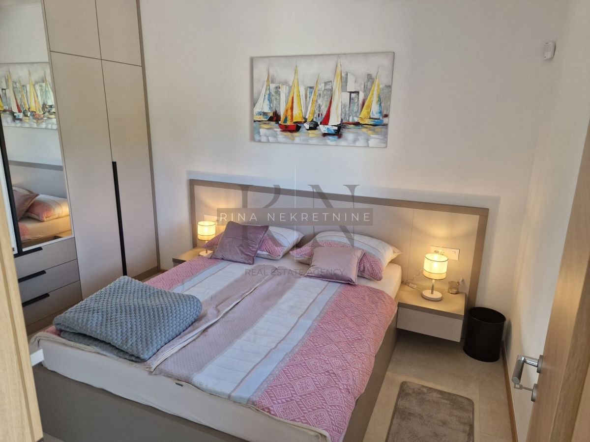 ISTRIA - ROVIGNO - Casa arredata su un unico piano con piscina!