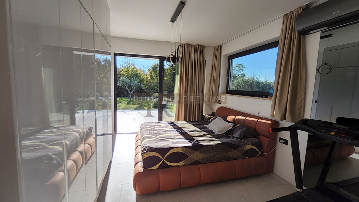 Villa moderna 176 m² con piscina, Rabac – Labin