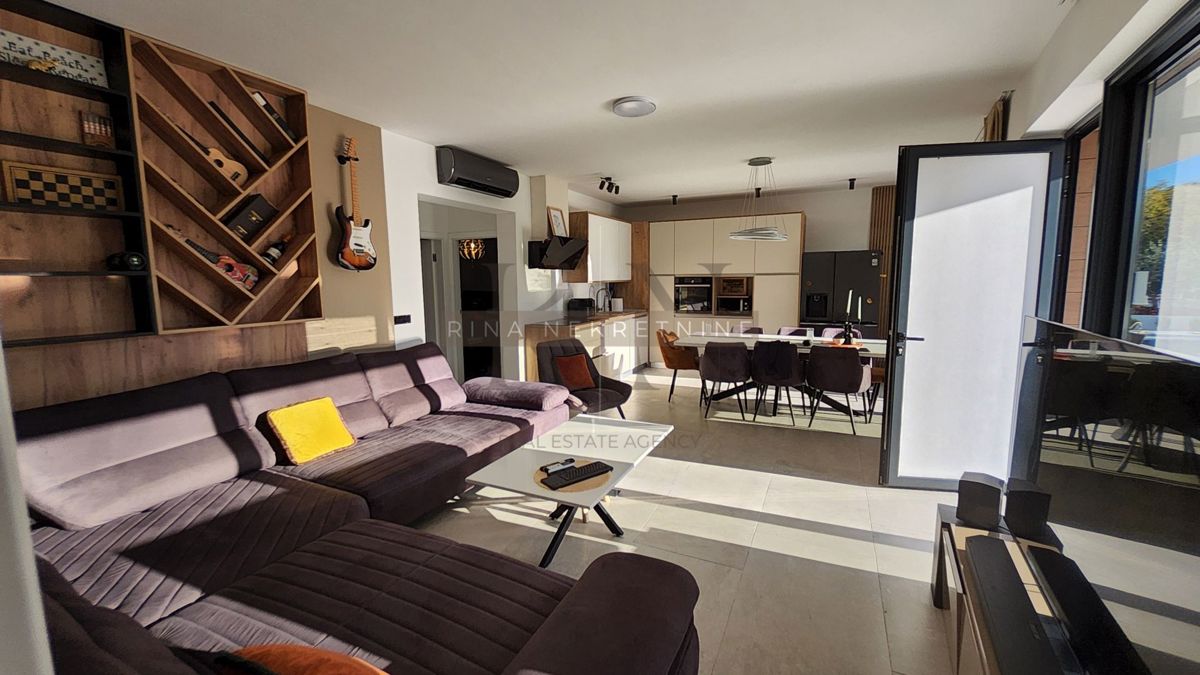 Villa moderna 176 m² con piscina, Rabac – Labin