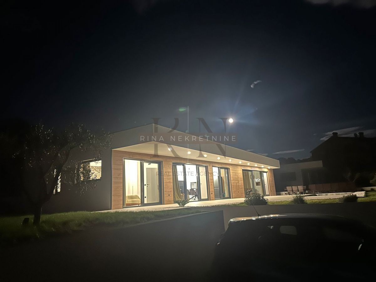 Villa moderna 176 m² con piscina, Rabac – Labin