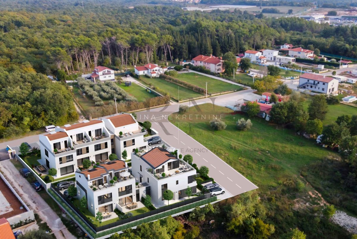 ISTRIA-PARENZO, CASA 122m2, IN POSIZIONE ATTRAENTE