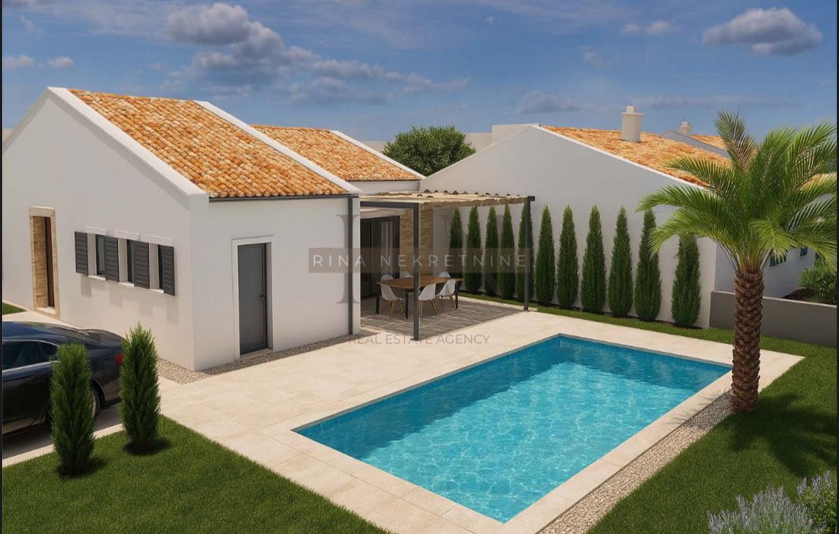 ISTRIA – POREČ - KAŠTELIR, NUOVA COSTRUZIONE: CASA, GIARDINO, PISCINA