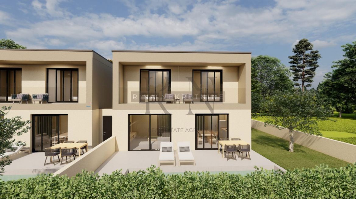 PARENZO - NUOVO PROGETTO DI CASA CON PISCINA!