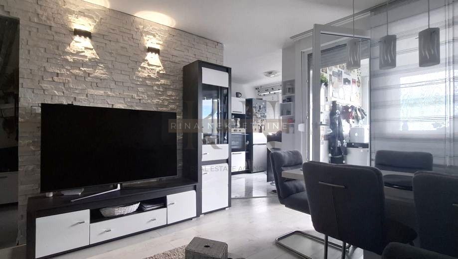 Appartamento Sloboština, Novi Zagreb - Istok, Karela Zahradnika, 68,35m2