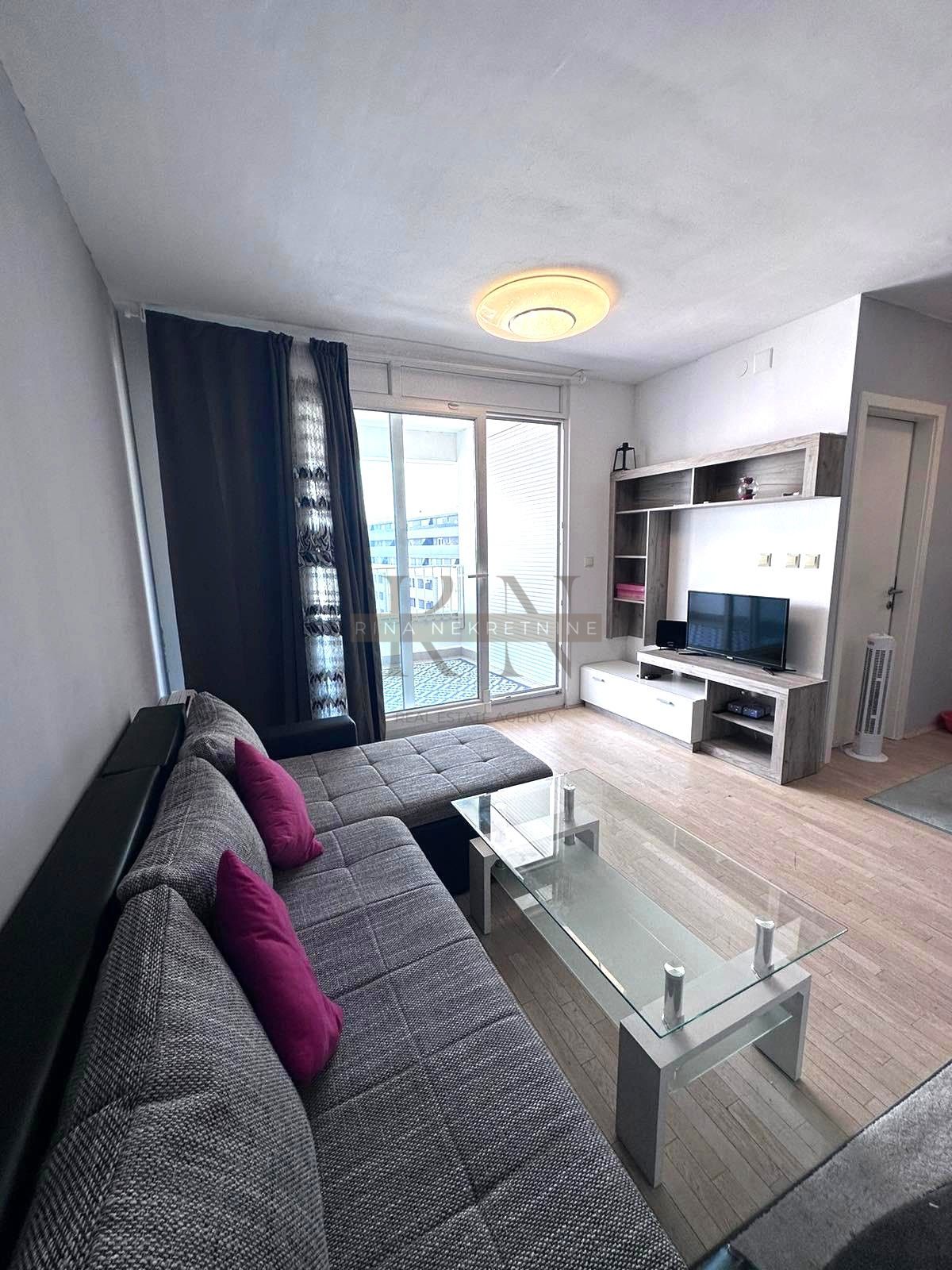 Zagabria, Novi Zagabria-Sv. Klara/Otok, 62m2, 2 camere da letto, GPM, loggia