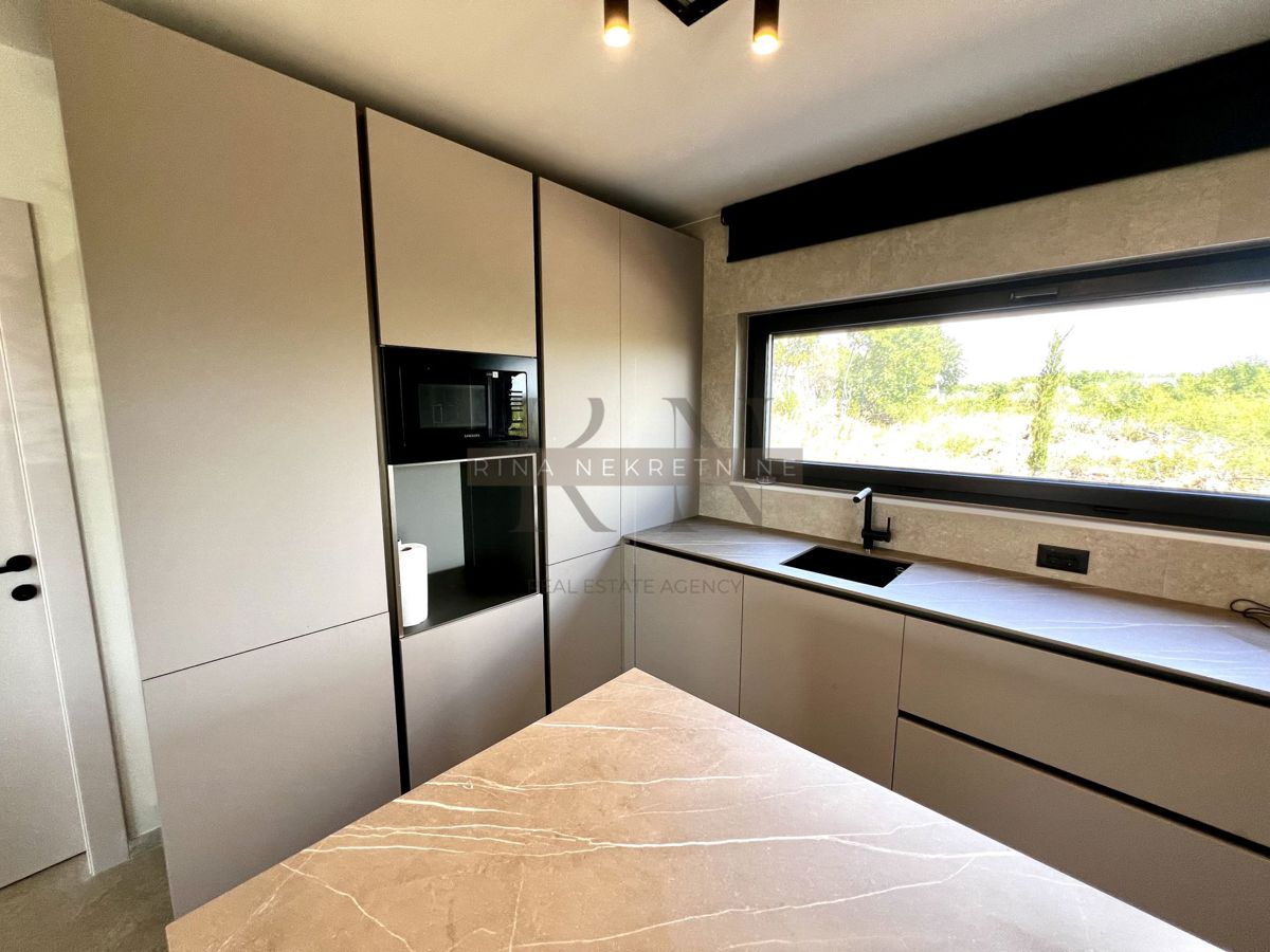 ISTRIA, POREČ – Casa speciale con piscina