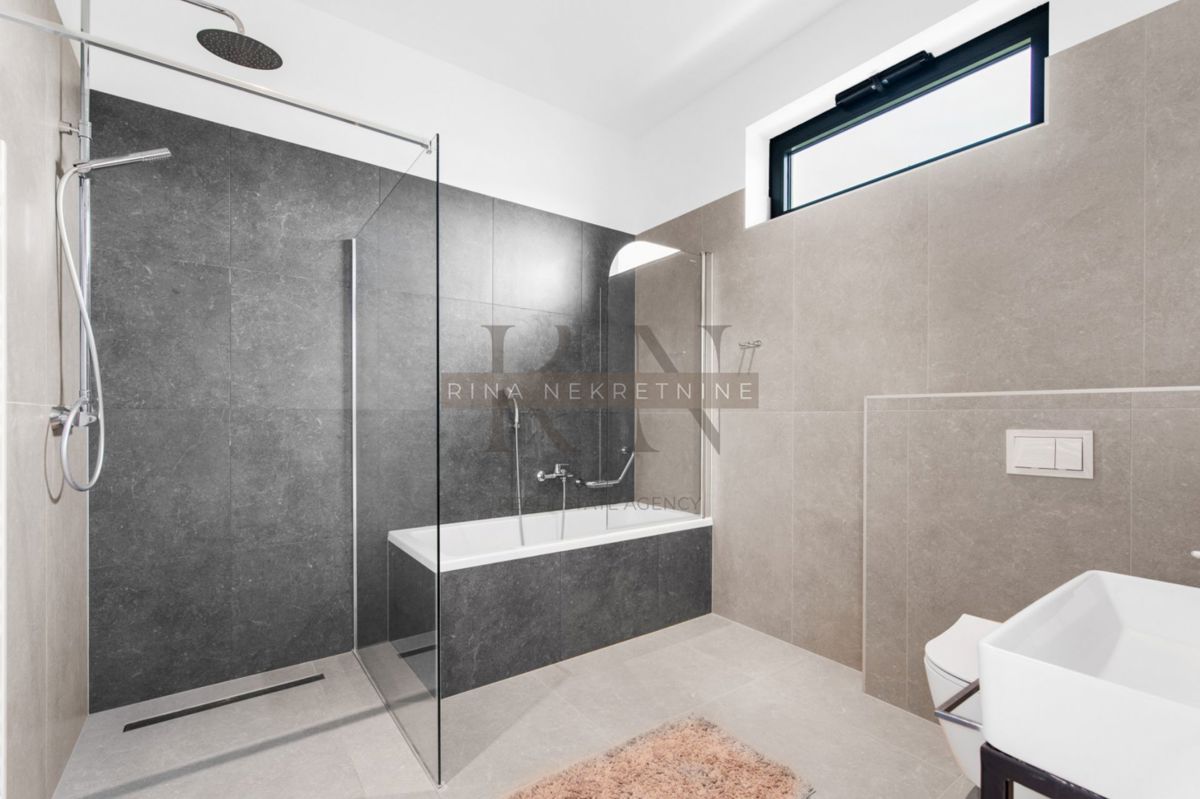 ISTRIA - KAŠTELIR - VILLA PRIVATA DI LUSSO CON VISTA MARE!