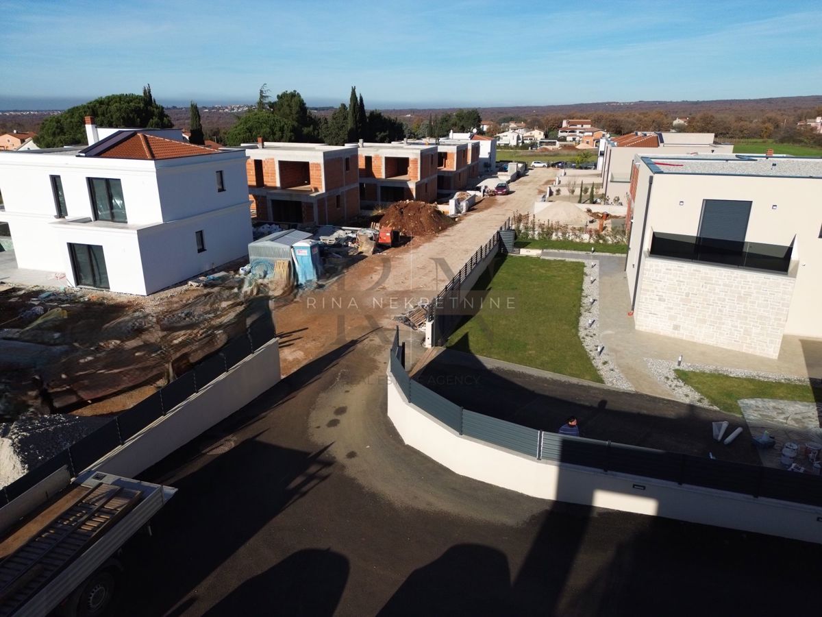 Istria – casa moderna con piscina, zona Poreč