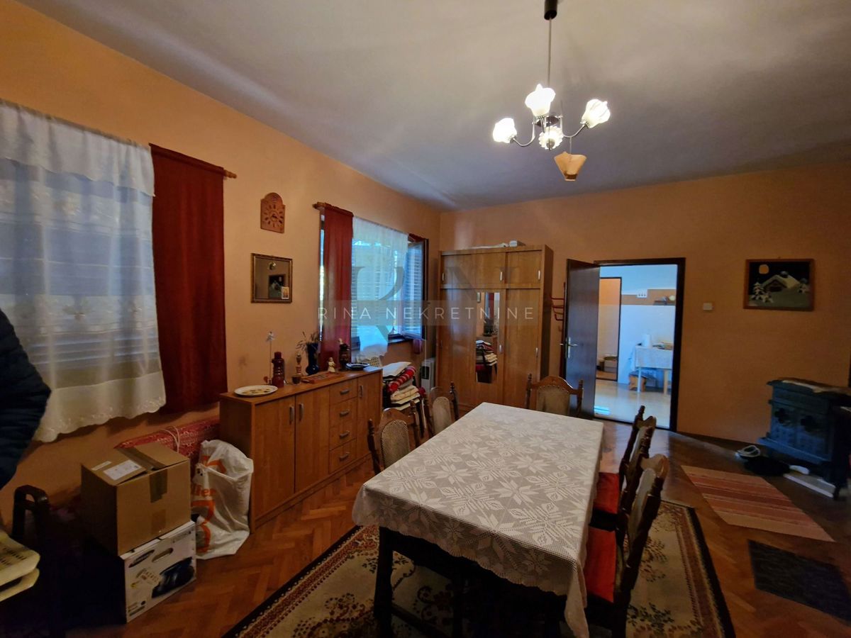 Casa Goranec, Sesvete, Glavna ulica, 87m2