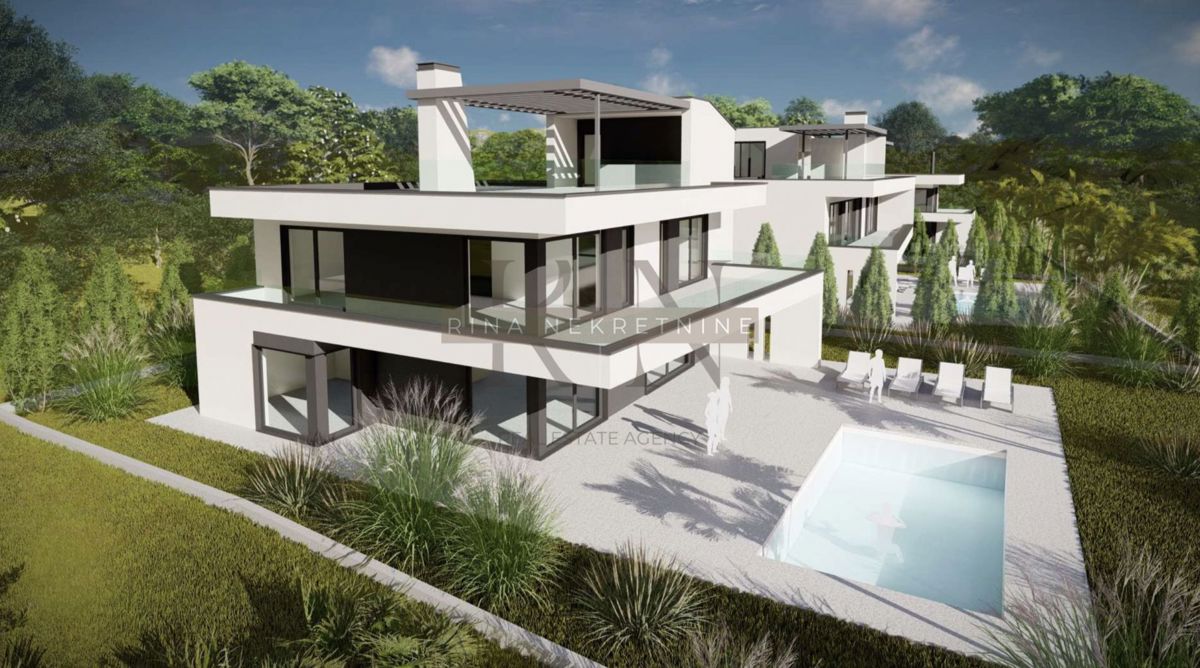 ISTRIA - PARENZO. - VILLA CON VISTA CITTÀ E MARE - PISCINA E TERRAZZA SUL TETTO!