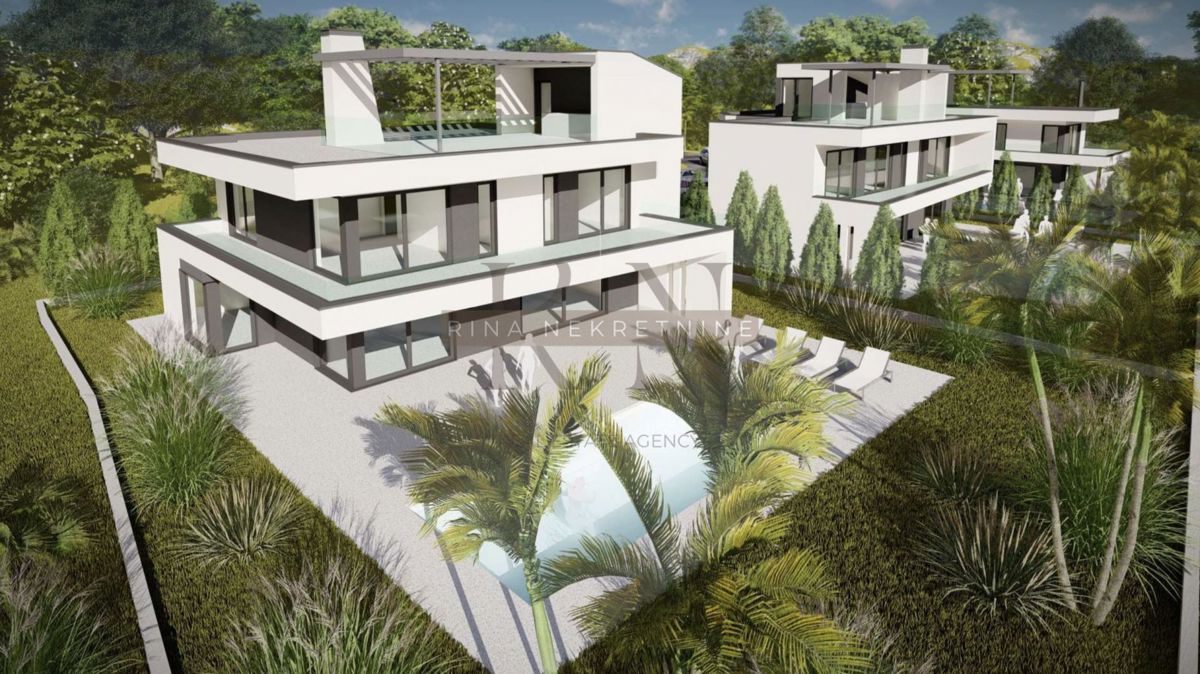 ISTRIA - PARENZO. - VILLA CON VISTA CITTÀ E MARE - PISCINA E TERRAZZA SUL TETTO!