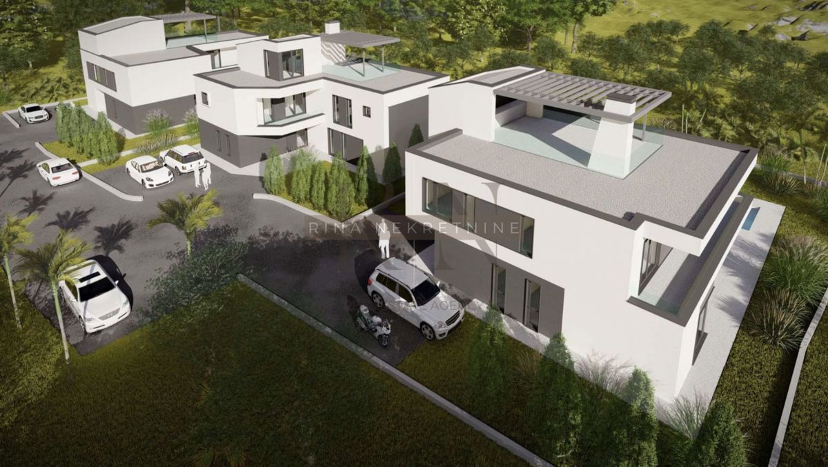 ISTRIA - PARENZO. - VILLA CON VISTA CITTÀ E MARE - PISCINA E TERRAZZA SUL TETTO!