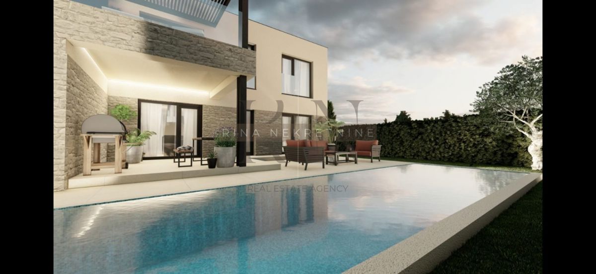 ISTRIA - PARENZO - NUOVA VILLA ARREDATA 