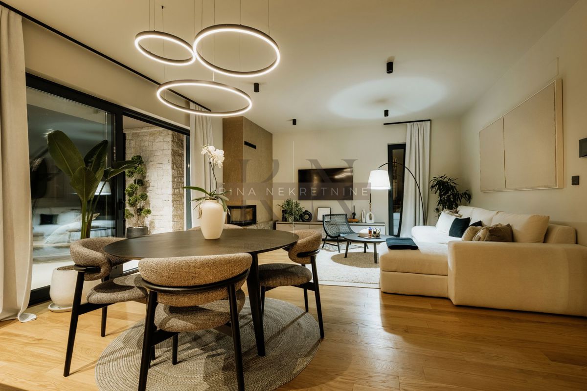 ISTRIA - PARENZO - NUOVA VILLA COMPLETATA CON PISCINA!