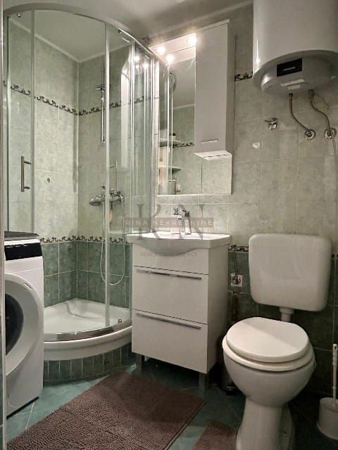 Červar-Porat-Appartamento 150 m dal mare–Ristrutturato 2024