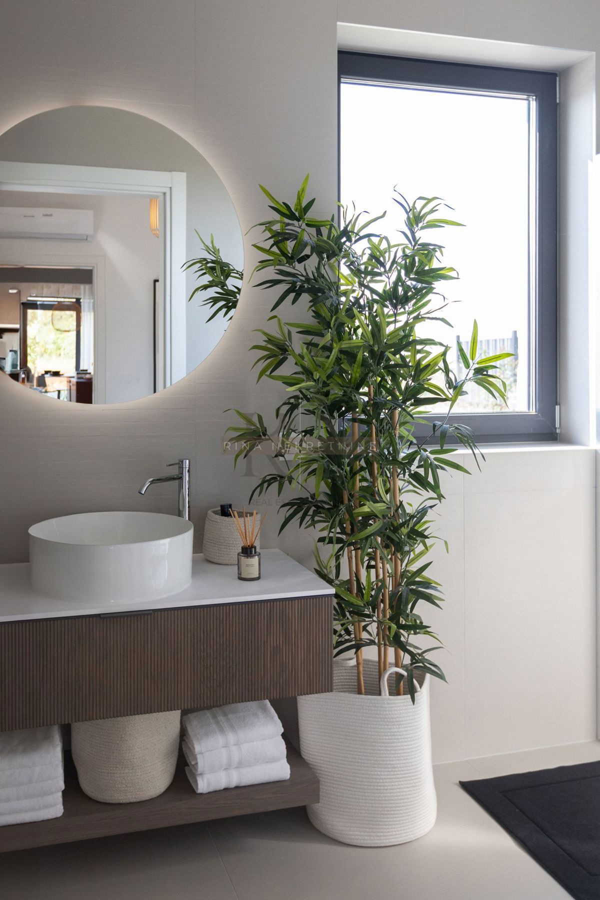 ISTRIA - PARENZO - VILLA ESTREMAMENTE SPECIALE E DECORATA CON DESIGN!