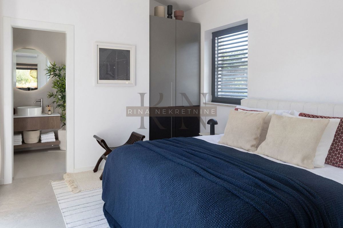 ISTRIA - PARENZO - VILLA ESTREMAMENTE SPECIALE E DECORATA CON DESIGN!