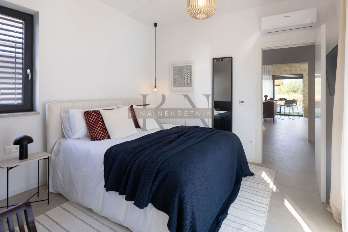 ISTRIA - PARENZO - VILLA ESTREMAMENTE SPECIALE E DECORATA CON DESIGN!