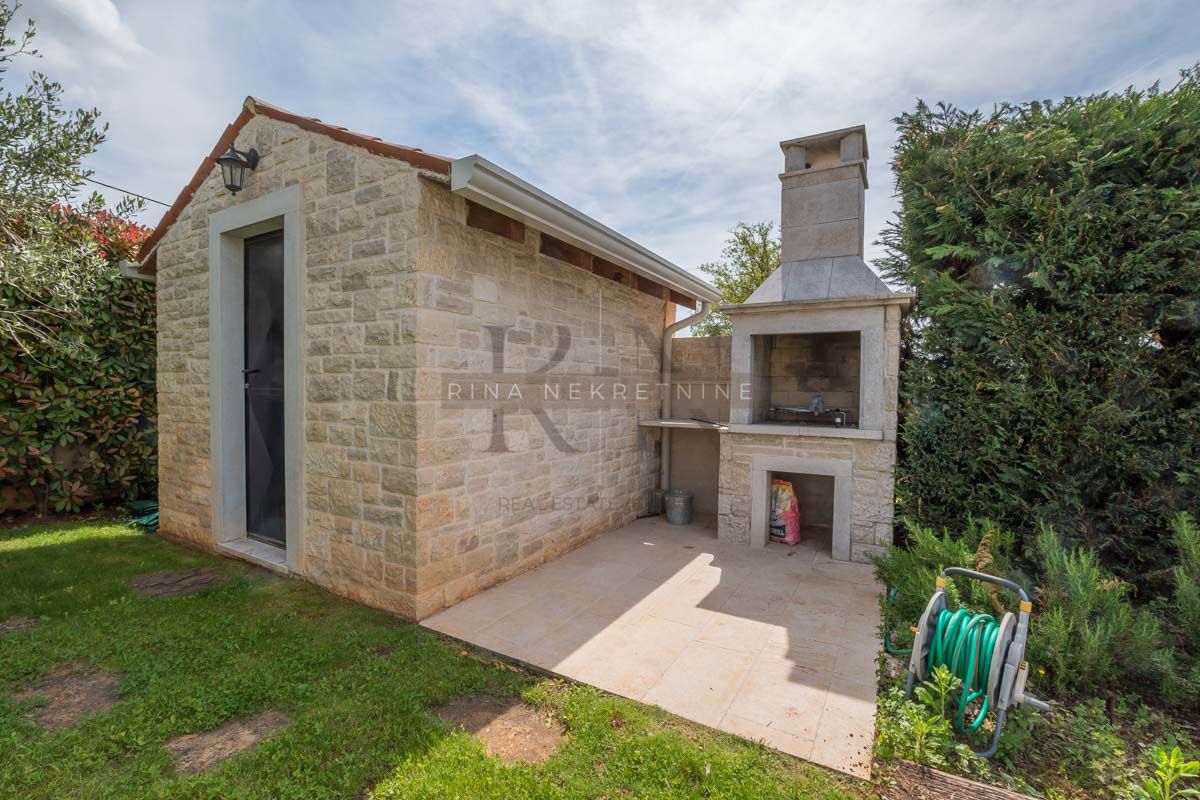  ISTRIA - POREČ, CASA INDIPENDENTE MEDITERRANEA CON PISCINA