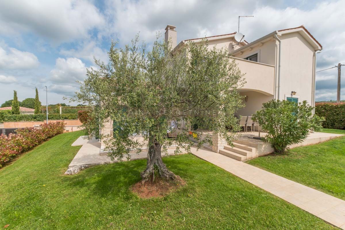 ISTRIA - POREČ, CASA INDIPENDENTE MEDITERRANEA CON PISCINA