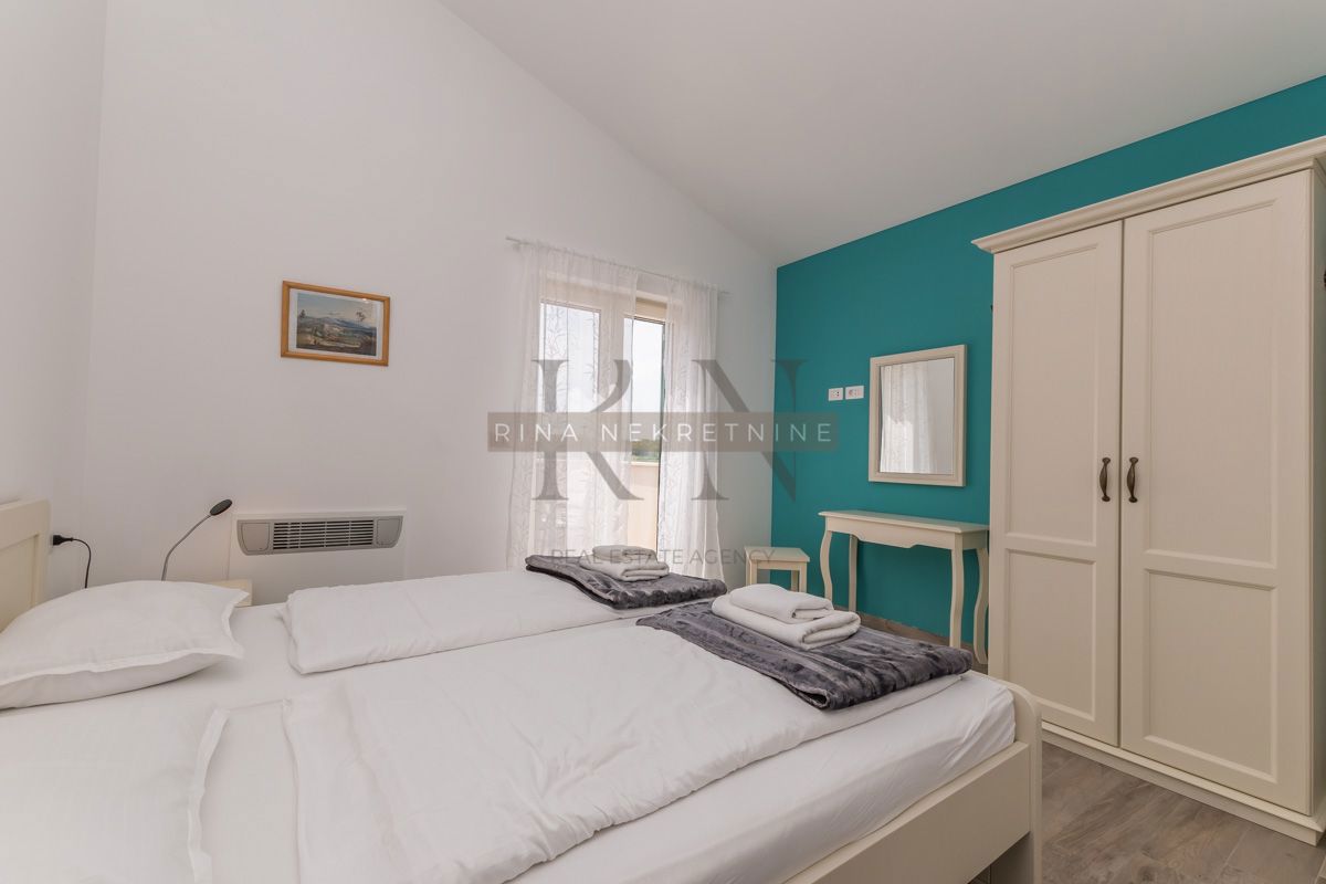  ISTRIA - POREČ, CASA INDIPENDENTE MEDITERRANEA CON PISCINA