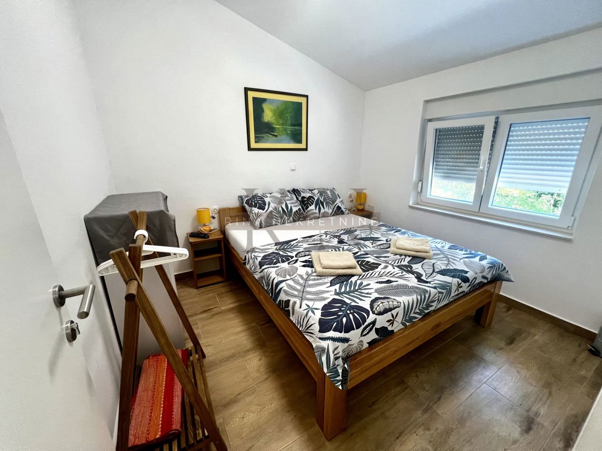 ISTRIA - PARENZO - TINJAN - CASA CON PISCINA PER INVESTIMENTO!