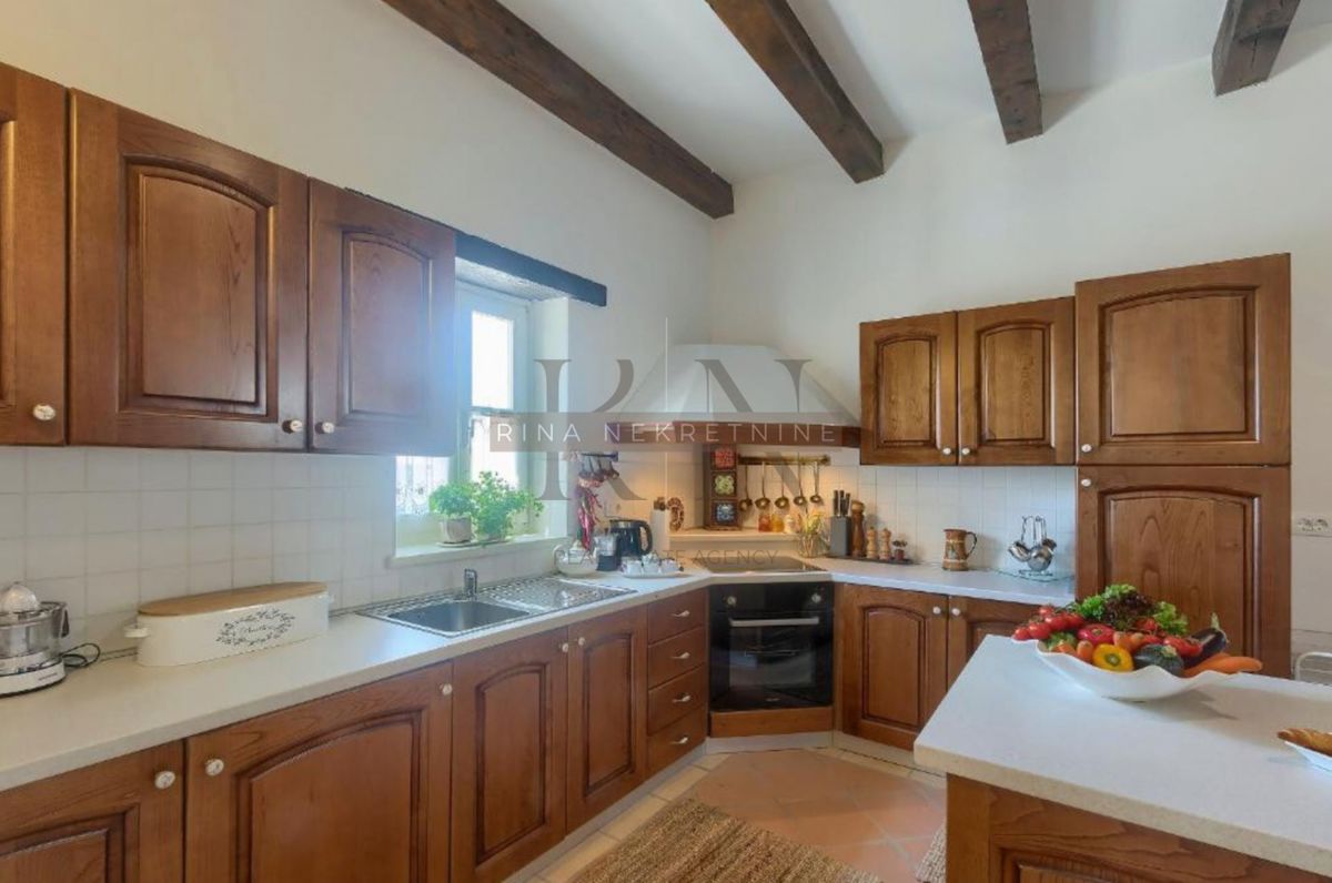 ISTRIA - TINJAN - VILLA DAL FASCINO ISTRIANO - OCCASIONE!