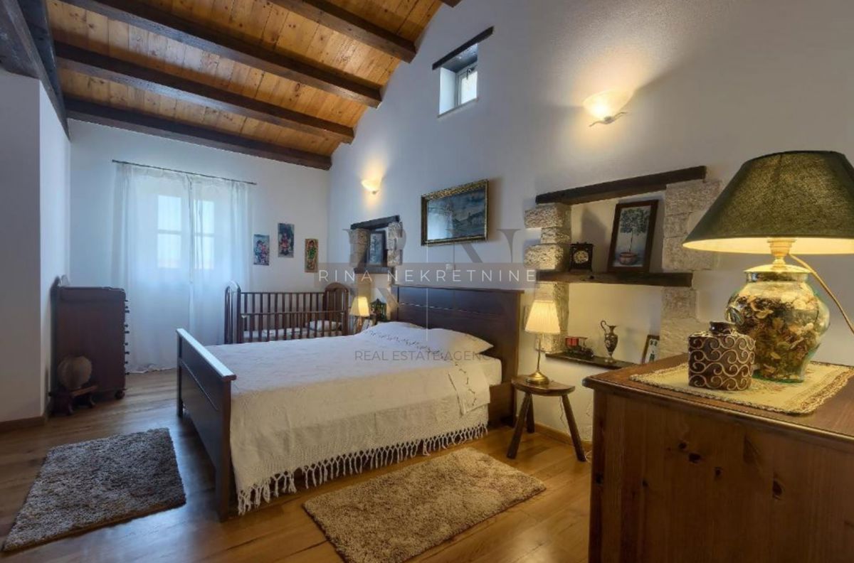 ISTRIA - TINJAN - VILLA DAL FASCINO ISTRIANO - OCCASIONE!