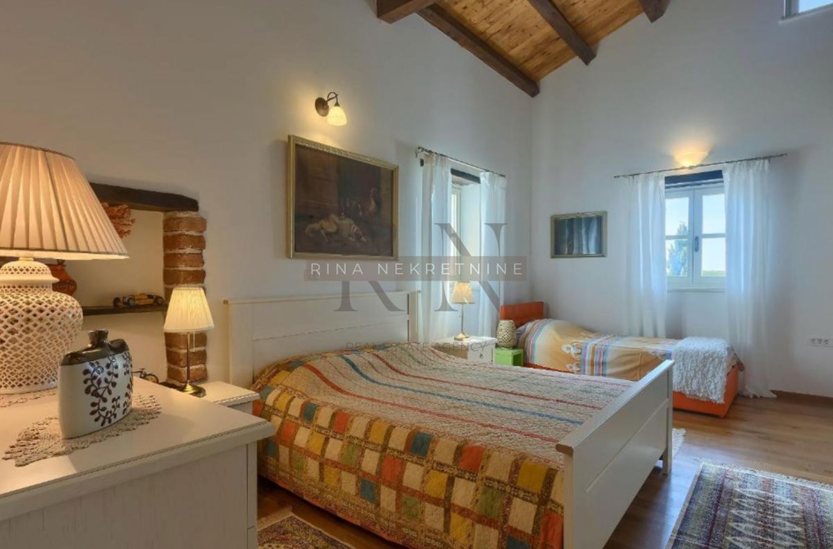 ISTRIA - TINJAN - VILLA DAL FASCINO ISTRIANO - OCCASIONE!