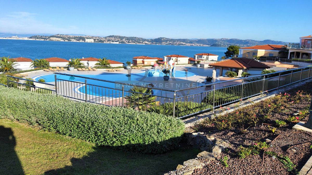  ISTRIA - SAVUDRIA, Appartamento in residenza con vista mare