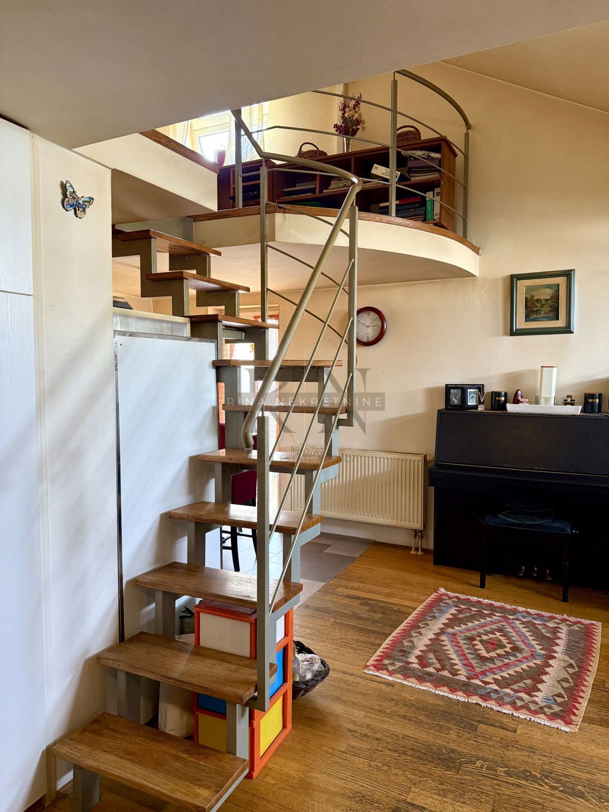 ZAGABRIA - LANIŠTE - Appartamento trilocale con soppalco