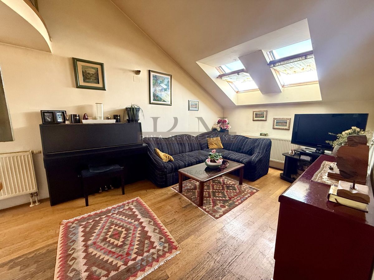 ZAGABRIA - LANIŠTE - Appartamento trilocale con soppalco