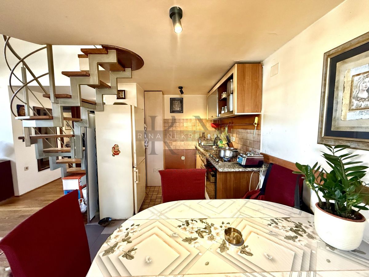 ZAGABRIA - LANIŠTE - Appartamento trilocale con soppalco